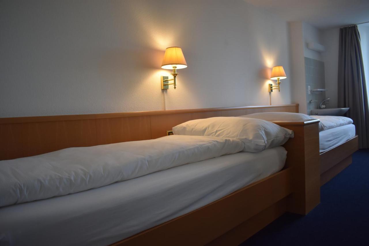 Hotel Schwert Nafels Ngoại thất bức ảnh