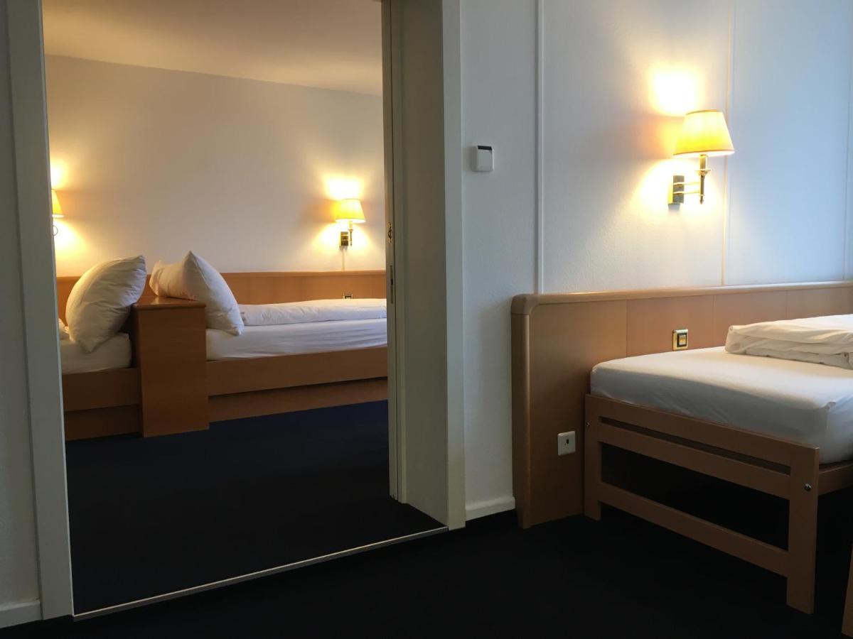 Hotel Schwert Nafels Ngoại thất bức ảnh