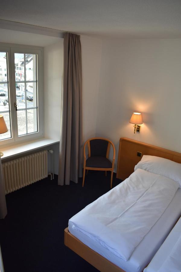 Hotel Schwert Nafels Ngoại thất bức ảnh
