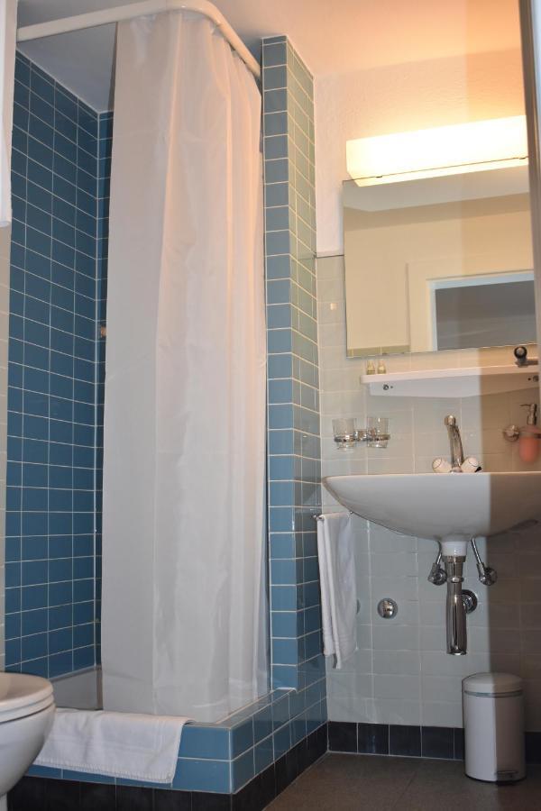 Hotel Schwert Nafels Ngoại thất bức ảnh